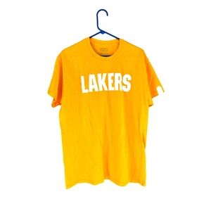 Yellow L size Lakers t-shirt.
